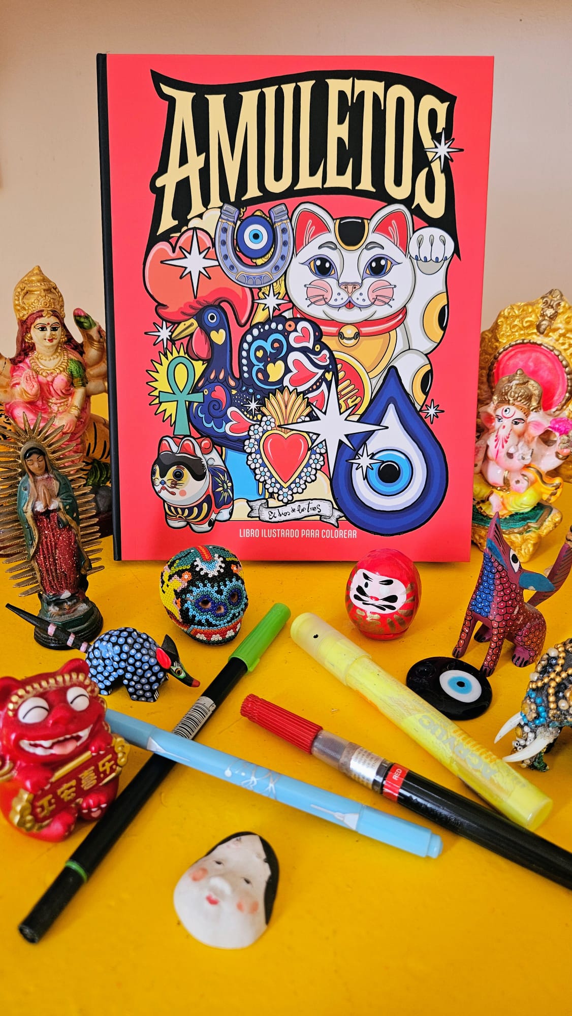 Amuletos por el Dios de los Tres