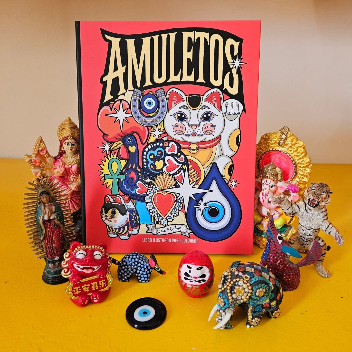 Amuletos por el Dios de los Tres