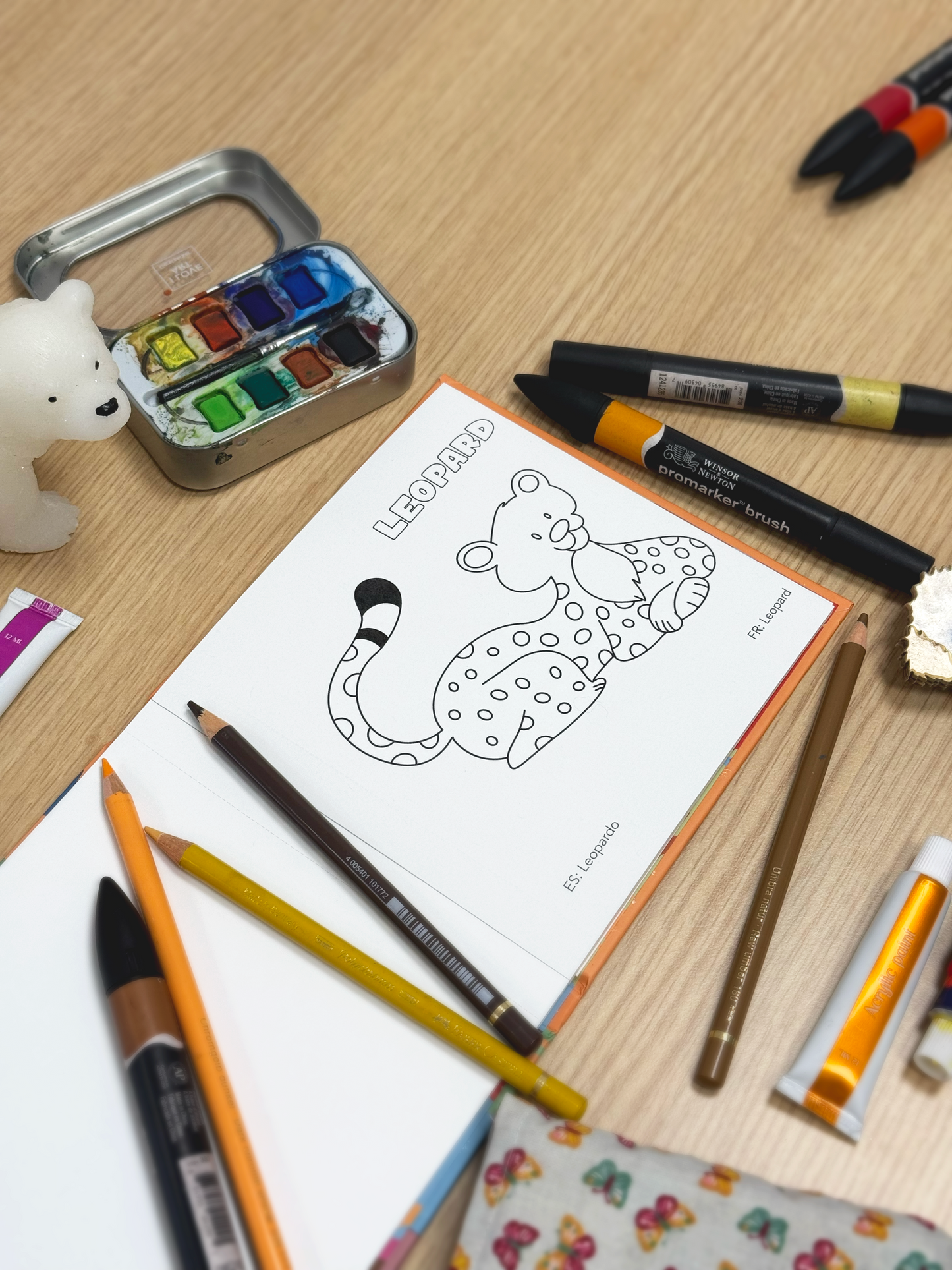 Animals that Shouldn´t be in the ZOO, L`Orange